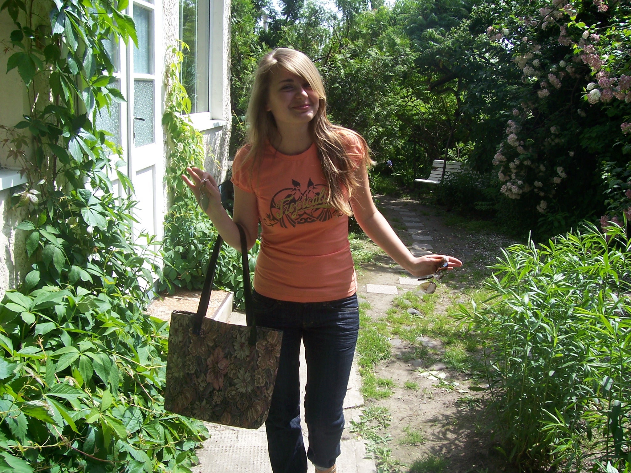 000_1065.jpg